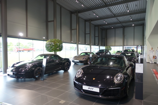 Paal- Porsche Centre